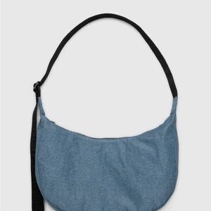 BAGGU MEDIUM NYLON CRESCENT BAG- DIGITAL DENIM (WORN ONCE)
